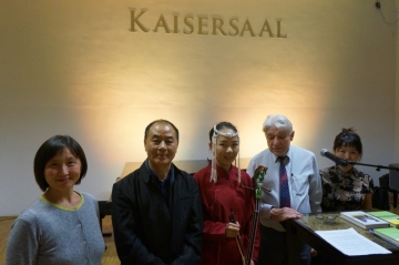 Wang Jing, Wang Jiaxin, Onon, Wolfgang Kubin und Dehui Braun in Wien